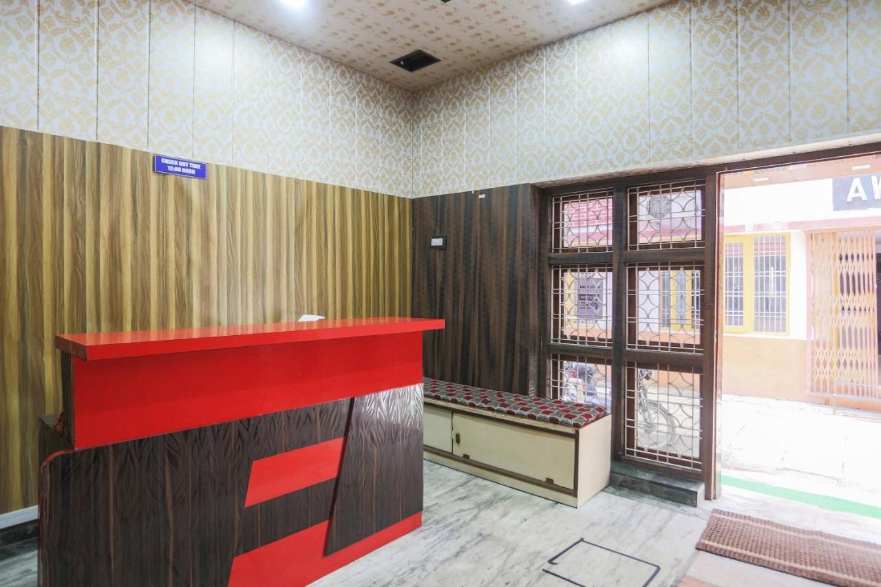 Oyo Tripureswari Guest House Puri Exterior foto
